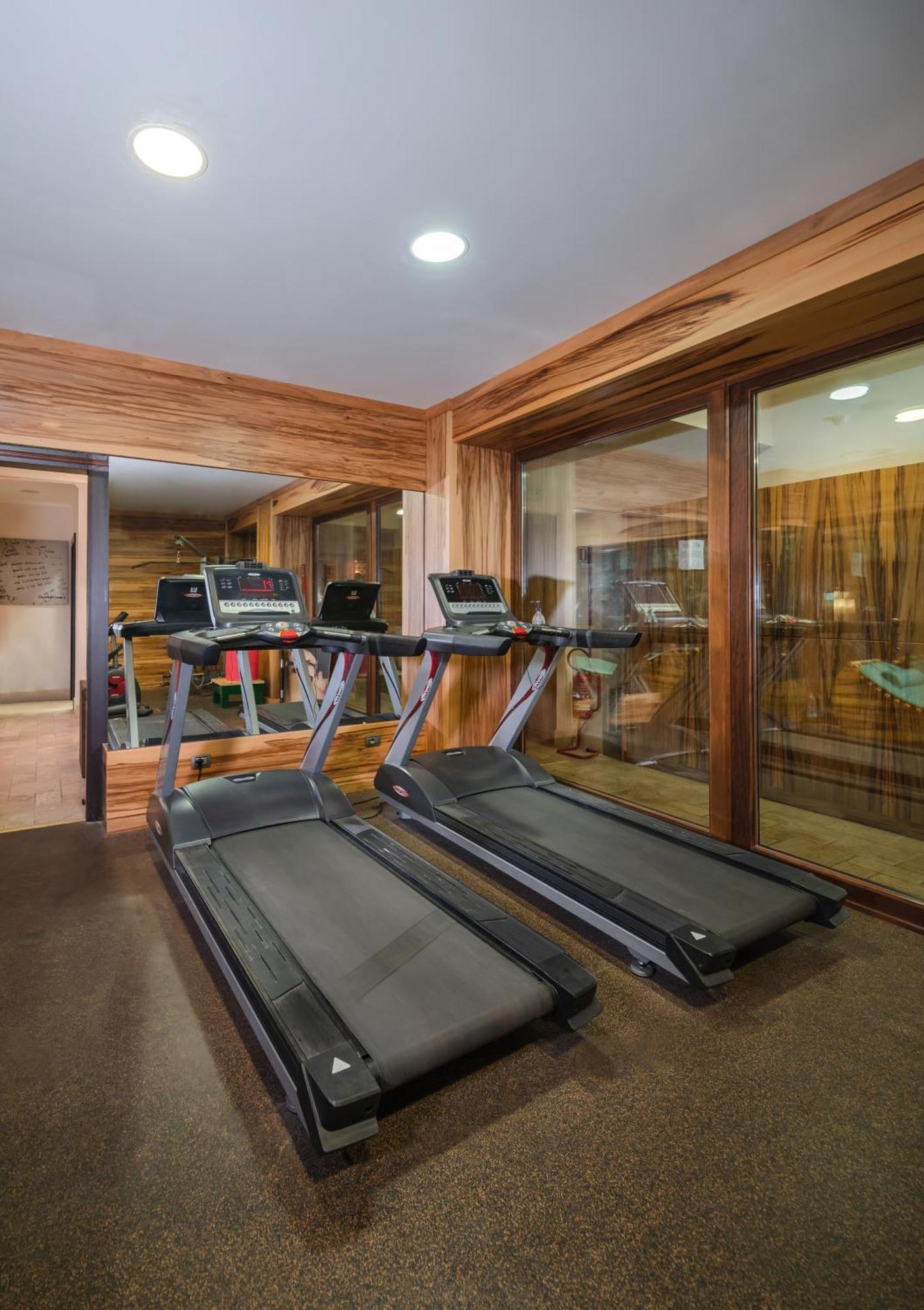Ovindoli Park Hotel & Spa Екстериор снимка