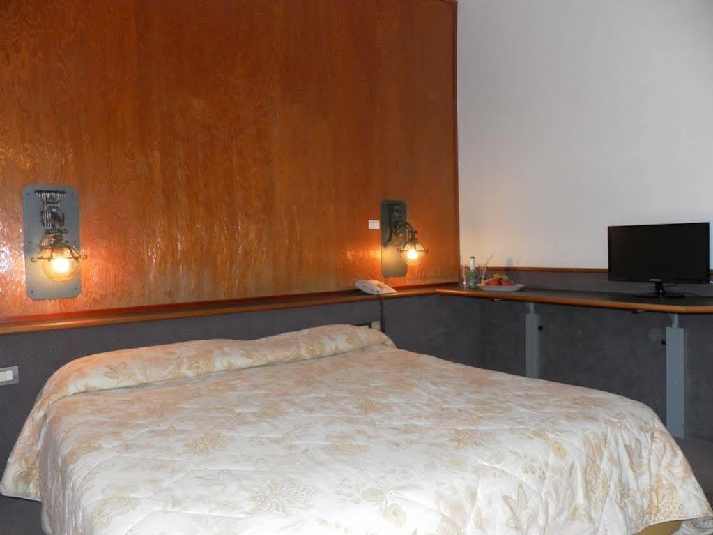 Ovindoli Park Hotel & Spa Екстериор снимка